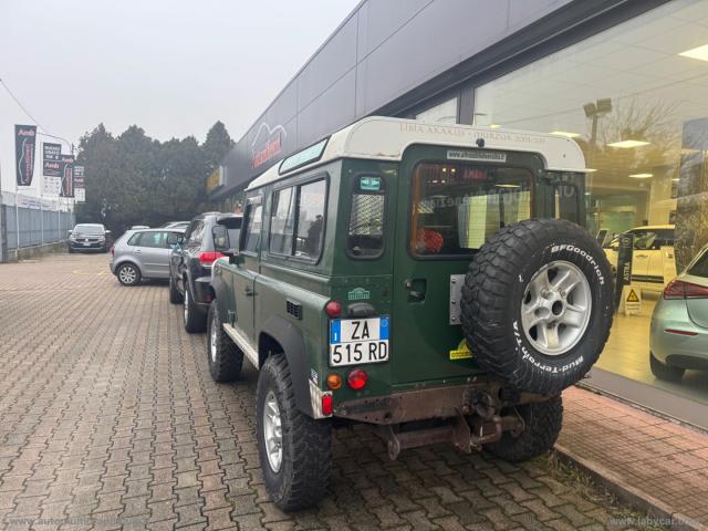 Auto - Land rover defender 90 2.5 td5 soft-top+++gancio traino