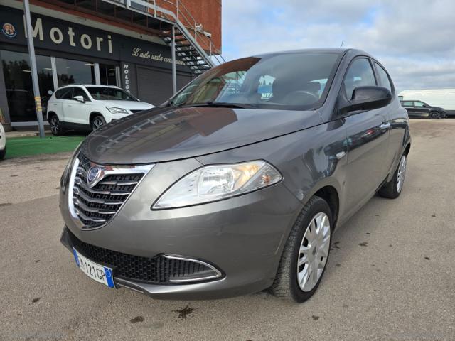 Lancia ypsilon 1.2 69 cv 5p.