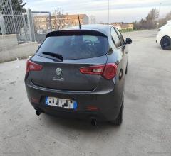 Auto - Alfa romeo giulietta 2.0 jtdm-2 140 cv distinctive