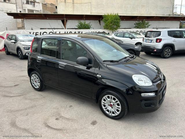 Auto - Fiat panda 1.0 firefly s&s hybrid