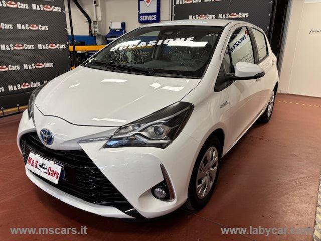 Toyota yaris 1.5 hybrid 5p. business