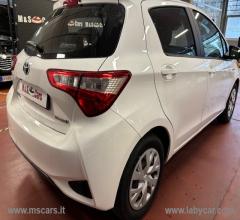 Auto - Toyota yaris 1.5 hybrid 5p. business