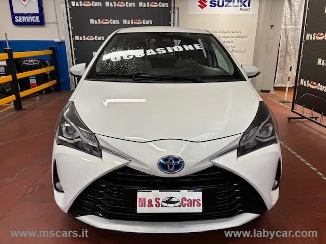 Auto - Toyota yaris 1.5 hybrid 5p. business