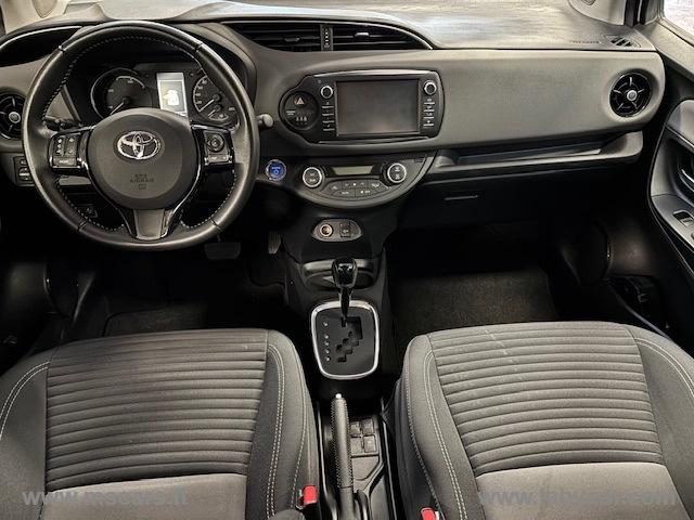 Auto - Toyota yaris 1.5 hybrid 5p. business