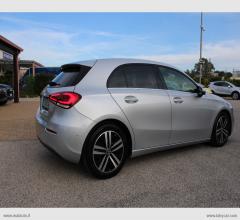 Auto - Mercedes-benz a 200 d automatic business extra