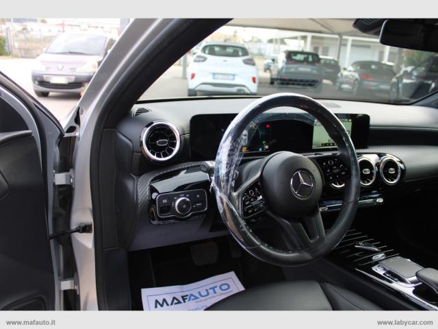 Auto - Mercedes-benz a 200 d automatic business extra