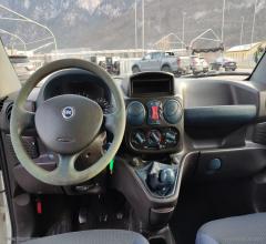 Auto - Fiat doblÃ² 1.9 jtd elx autocarro 5 posti