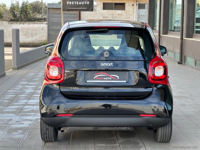 Auto - Smart fortwo 70 1.0 twinamic passion