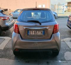 Auto - Toyota yaris 1.0 5p.