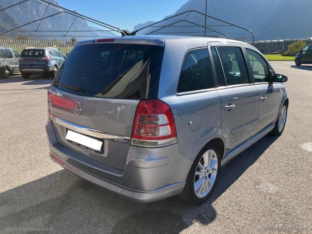 Auto - Opel zafira 1.9 cdti 150 cv cosmo