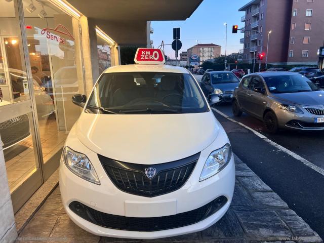 Auto - Lancia ypsilon 1.0 firefly 5p. s&s hybrid oro