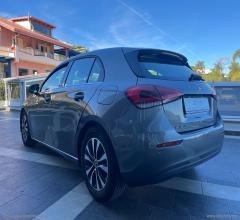 Auto - Mercedes-benz a 180 d automatic business extra