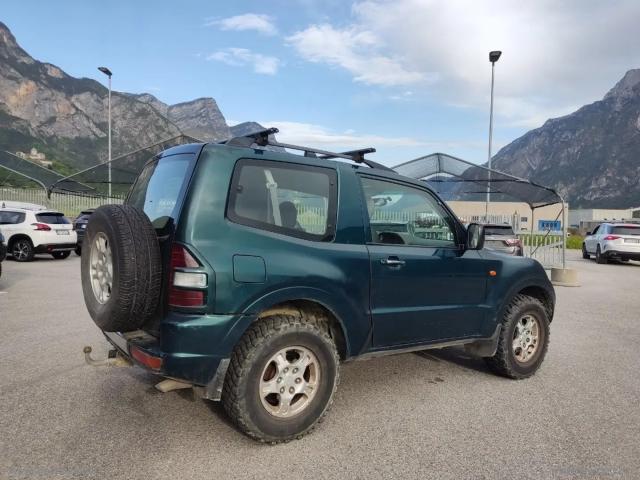 Auto - Mitsubishi pajero 3.2 16v di-d 5p. glx