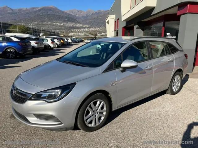 Auto - Opel astra sports tourer 1.6 cdti 110 cv s&s