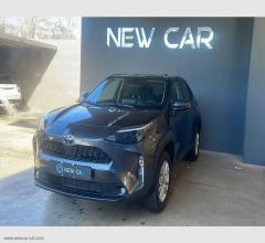 Auto - Toyota yaris cross 1.5 hybrid 5p. e-cvt busin.