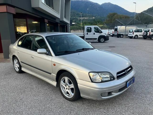 Auto - Subaru legacy 2.5 bz/gpl 156cv