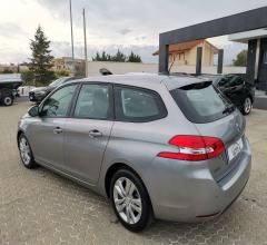 Auto - Peugeot 308 bluehdi 120 s&s sw business