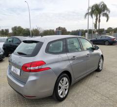 Auto - Peugeot 308 bluehdi 120 s&s sw business