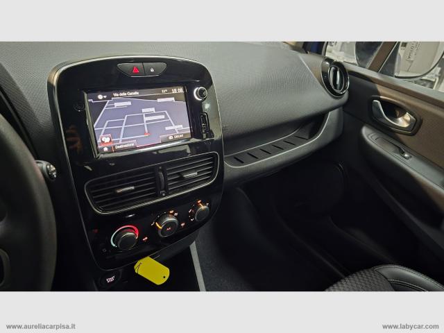 Auto - Renault clio tce 12v 75cv 5p. moschino life