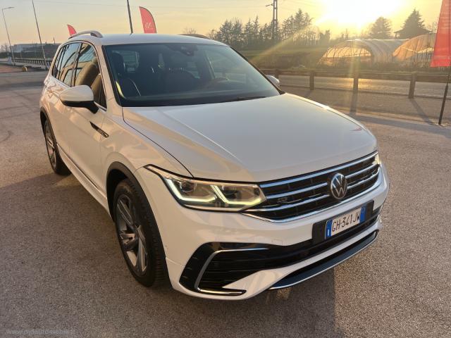 Auto - Volkswagen tiguan 2.0 tdi 150cv scr dsg r-line