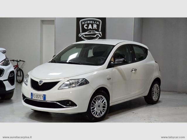 Lancia ypsilon 1.2 69 cv 5p. gpl ecochic silver