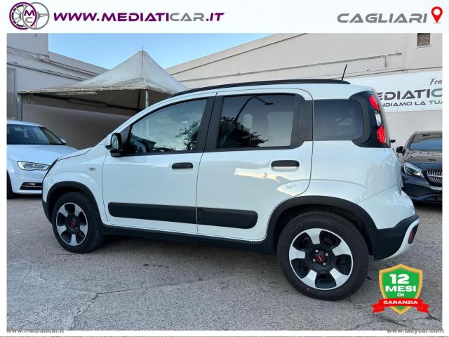 Auto - Fiat panda cross 1.0 firefly s&s hybrid