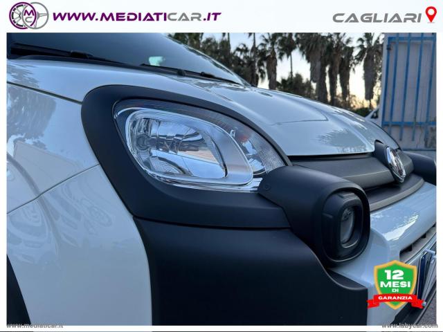 Auto - Fiat panda cross 1.0 firefly s&s hybrid