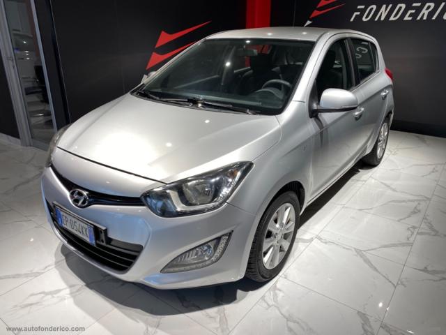 Auto - Hyundai i20 1.4 crdi 5p. sound edition