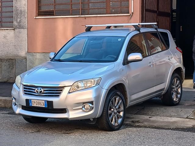 Auto - Toyota rav4 2.2 d-cat a/t 4wd lounge