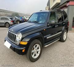 Auto - Jeep cherokee 2.8 crd limited