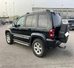 Auto - Jeep cherokee 2.8 crd limited