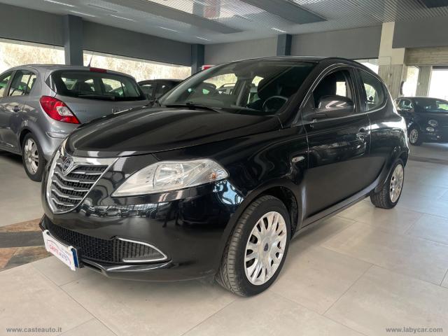 Lancia ypsilon 1.2 69 cv 5p. gold