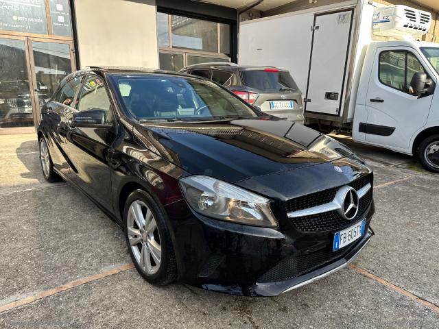 Auto - Mercedes-benz a 200 d business