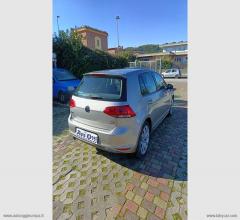 Auto - Volkswagen golf 1.6 tdi dsg 5p. highline bmt