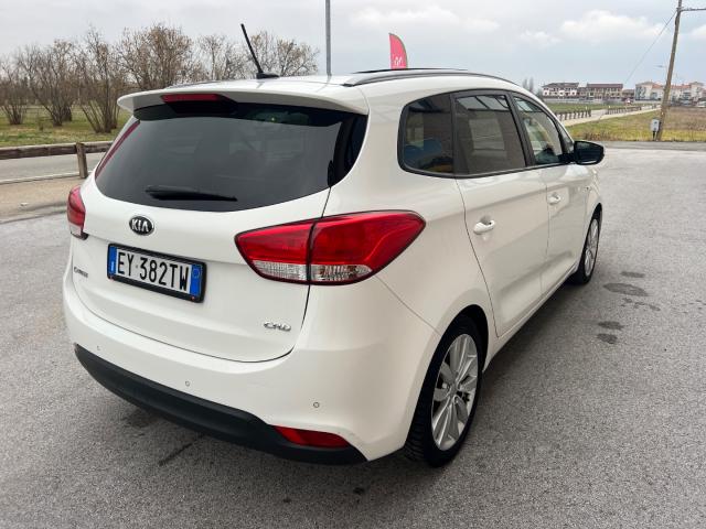 Auto - Kia carens 1.7 crdi 115 cv class