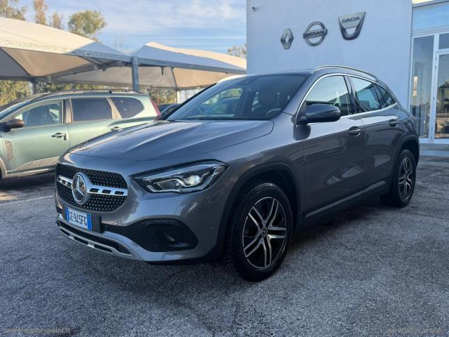 Auto - Mercedes-benz gla 180 d automatic sport plus