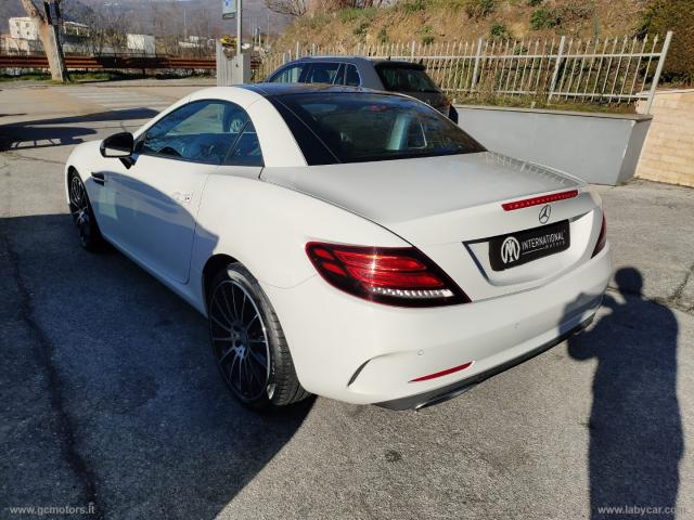 Auto - Mercedes-benz slc 250 d amg line