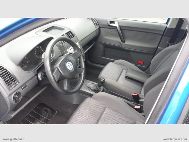 Auto - Volkswagen polo 1.4 tdi 5p. trendline neo-patentato