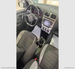 Auto - Volkswagen polo cross 1.4 tdi bluemotion tech.