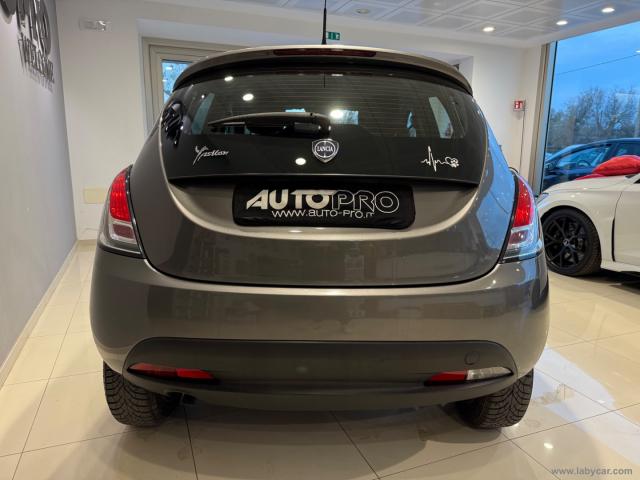 Auto - Lancia ypsilon 0.9 twinair 5p. met.eco.elef.blu