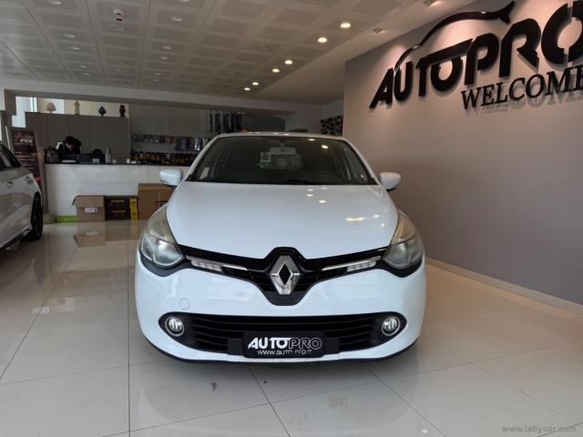 Auto - Renault clio 1.5 dci 8v 90 cv s&s 83gr 5p. ecob.