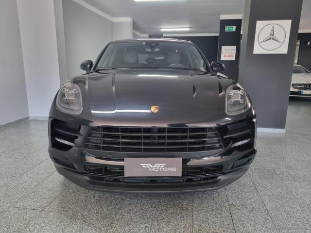 Auto - Porsche macan 2.0