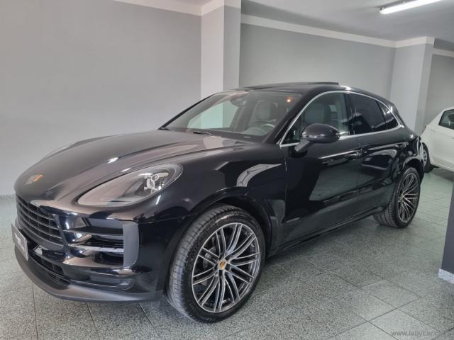 Auto - Porsche macan 2.0