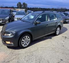 Auto - Volkswagen passat 2.0 tdi dpf var. highline