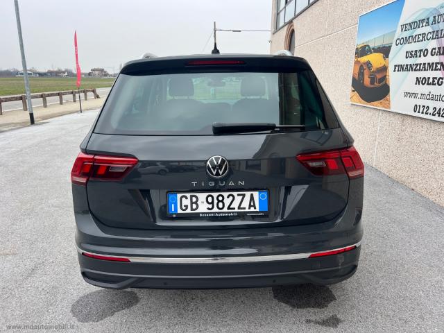 Auto - Volkswagen tiguan 1.5 tsi act life