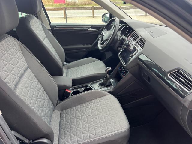 Auto - Volkswagen tiguan 1.5 tsi act life