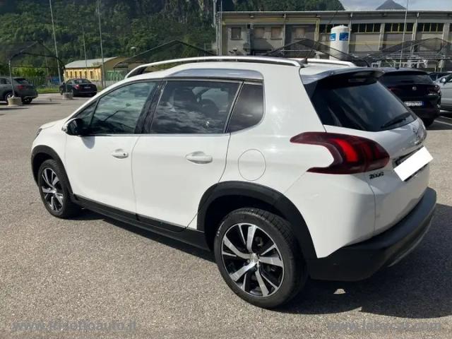 Auto - Peugeot 2008 bluehdi 100 gt line