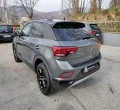 Auto - Volkswagen t-roc 2.0 tdi scr style