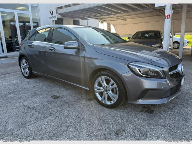 Auto - Mercedes-benz a 180 d sport