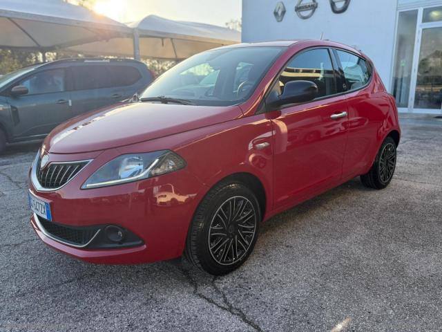 Lancia ypsilon 1.0 firefly 5p.s&s hyb. eco gold